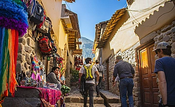 Calle del Valle Sagrado, Cusco: compras de artesanías y textiles andinos
